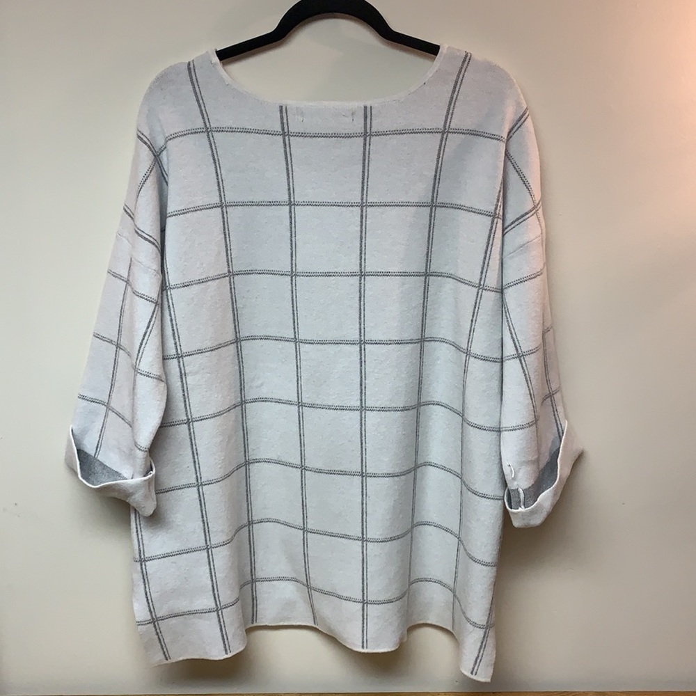 TAHARI sweater - Picture 2 of 4